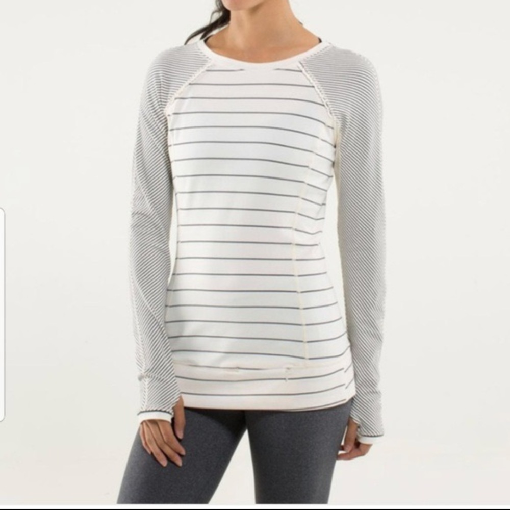 Lululemon full tilt Angel Wing long sleeve w/lace